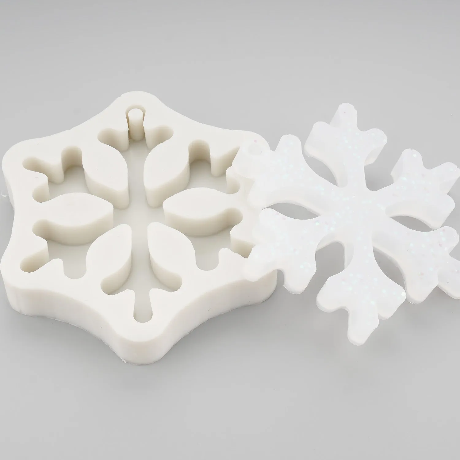 1 PCS Silicone 2D Snowflake Car Aroma Mold/ Plaster Mold/ DIY Candle Mold Candle Craft 10397251