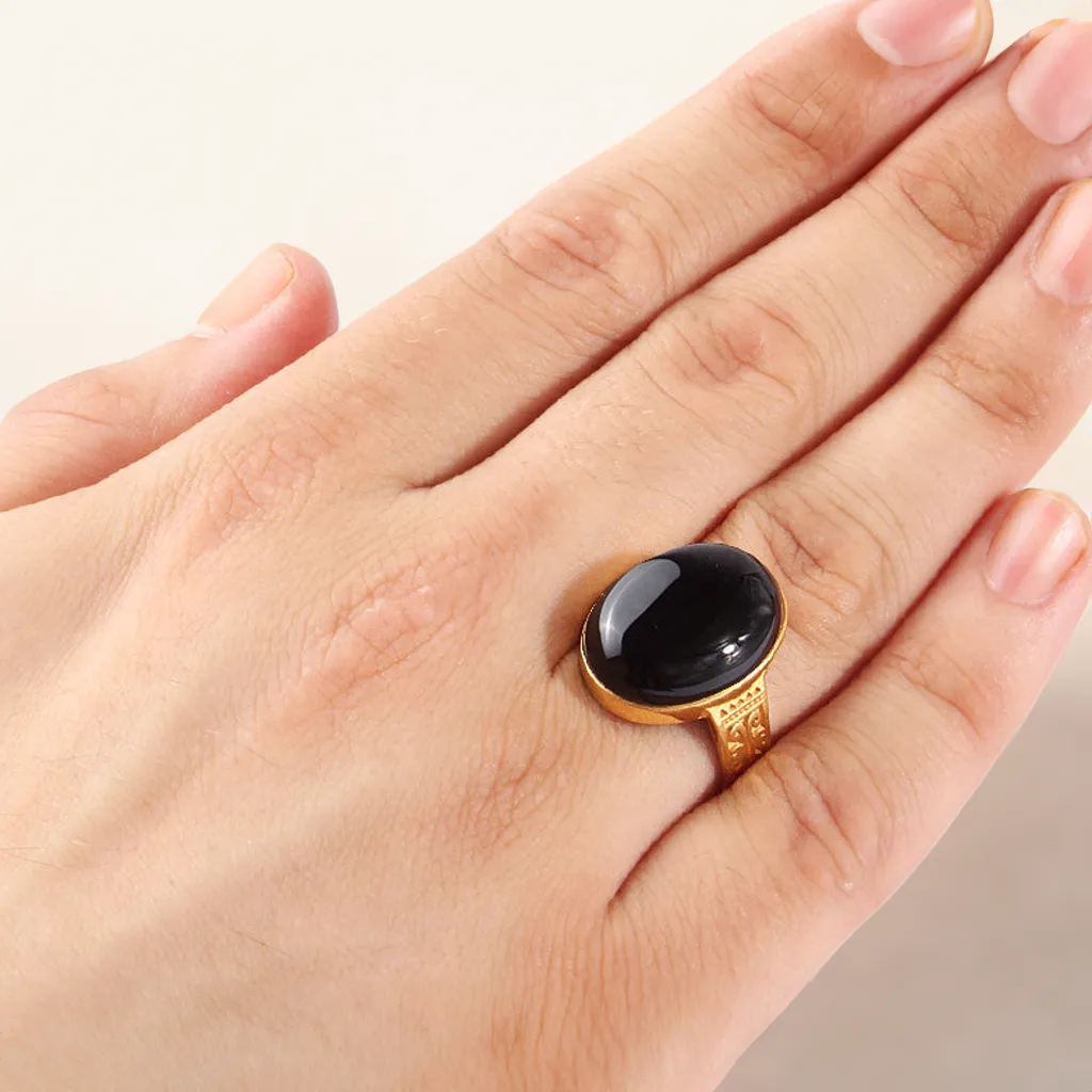 ArtDeco Men's Ring in 10k Yellow Gold with Black Onyx