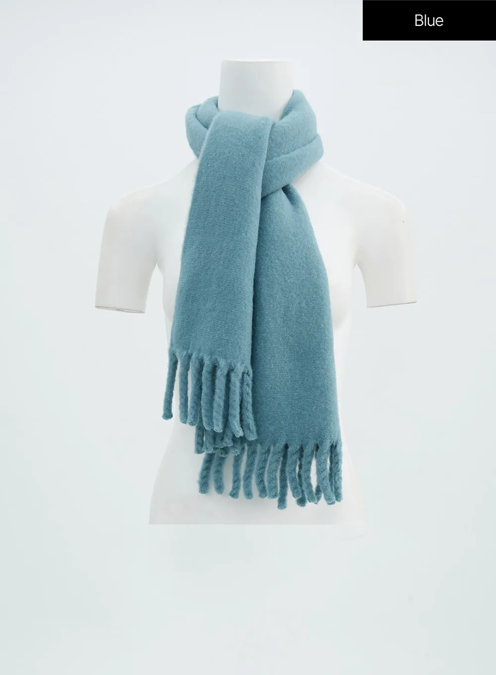 Basic Chunky Tassel Scarf IN316