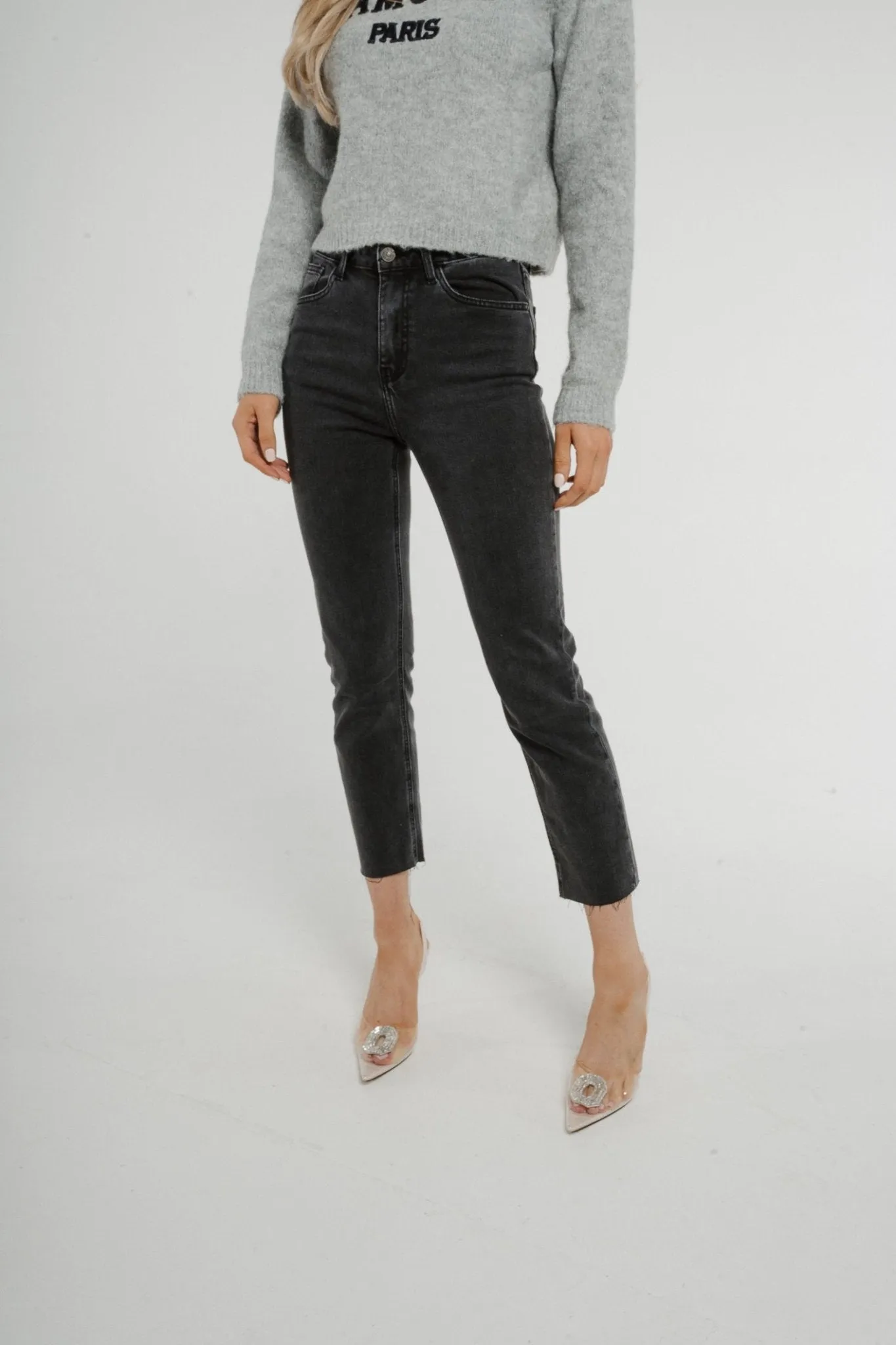 Cindy Straight Leg Jean In Black Wash