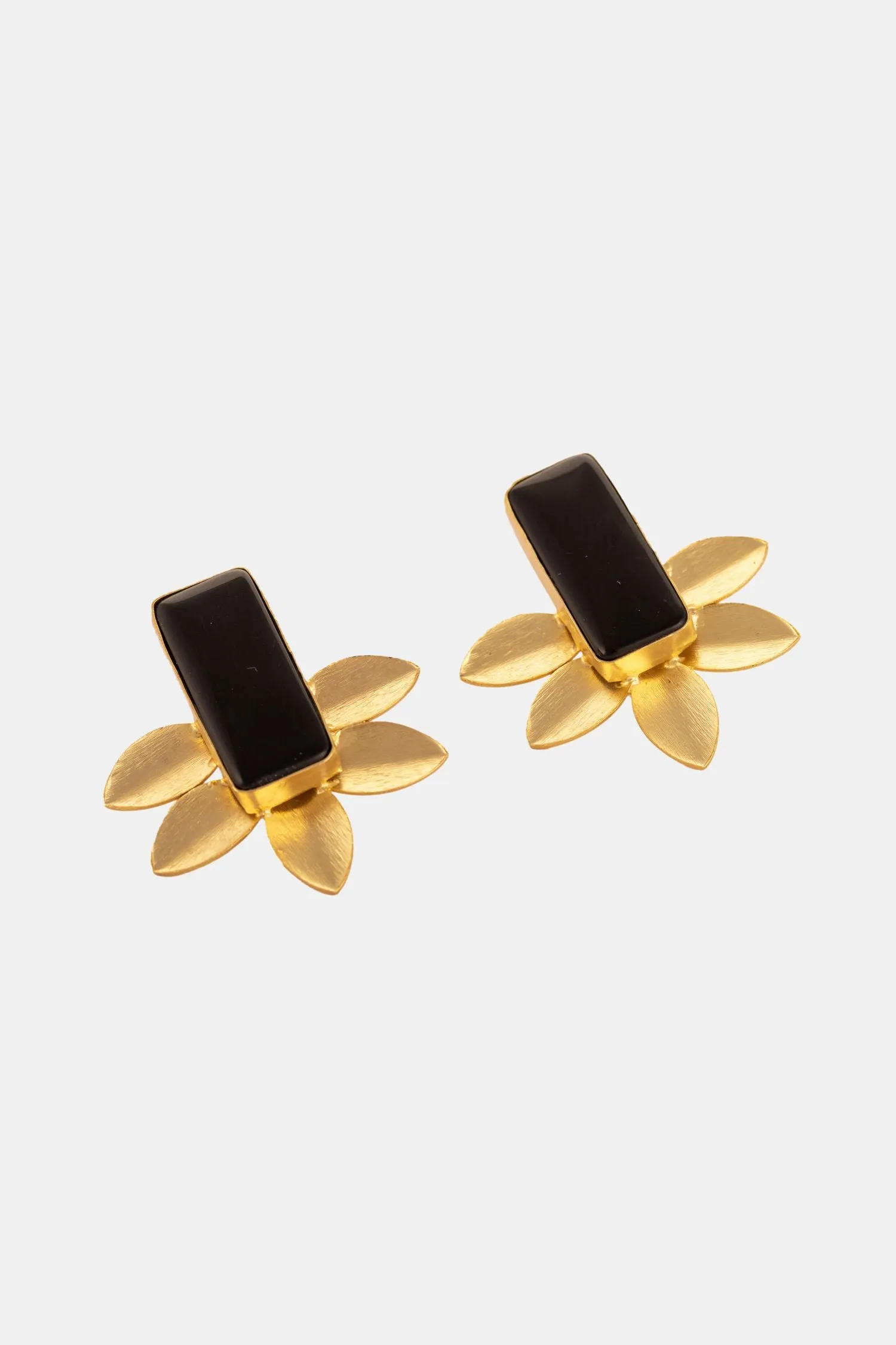 Flower Motif Black Stone Earring