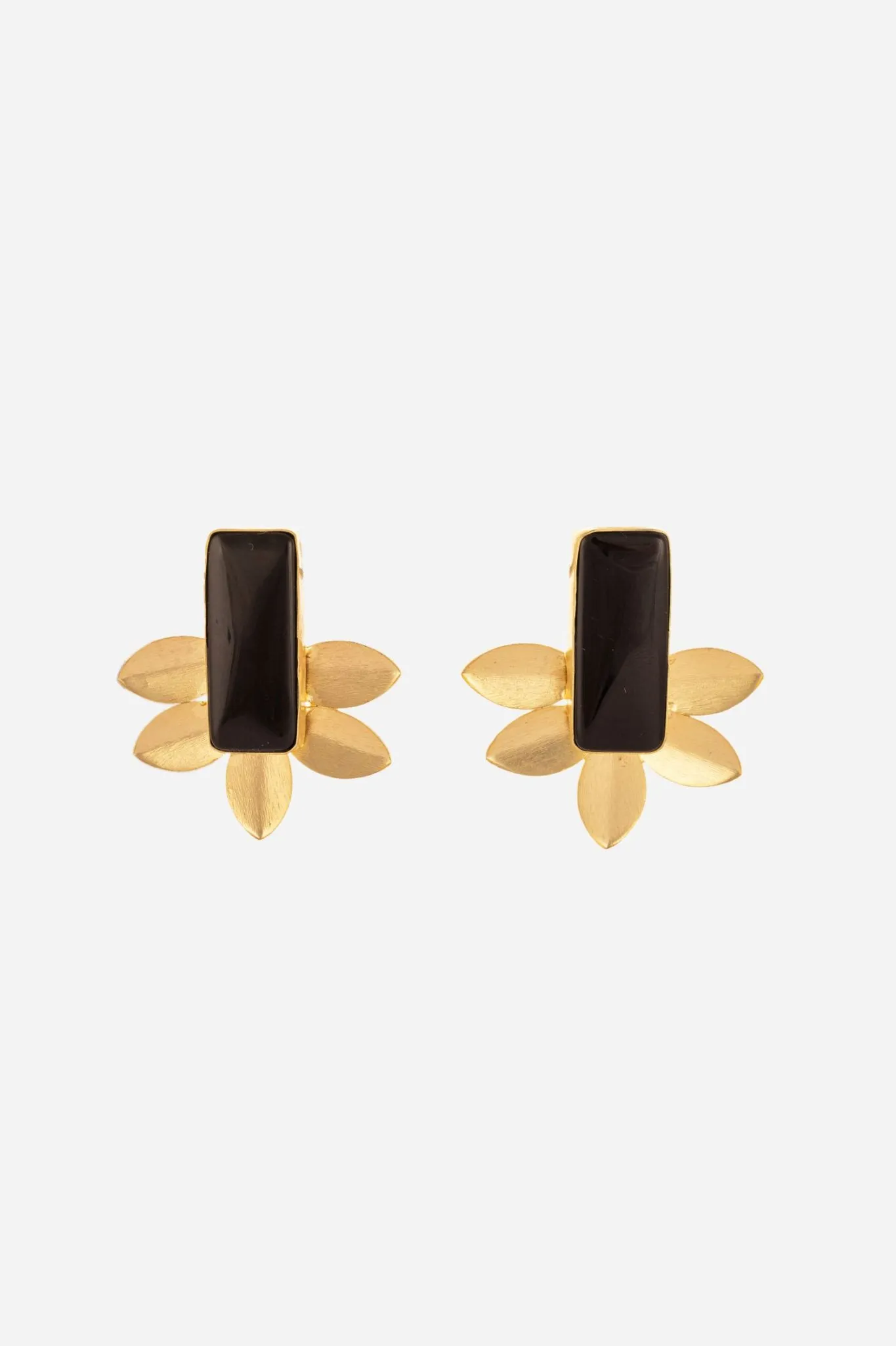 Flower Motif Black Stone Earring