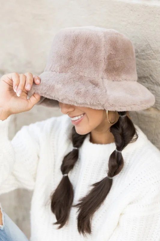 Plush Faux Fur Bucket Hat