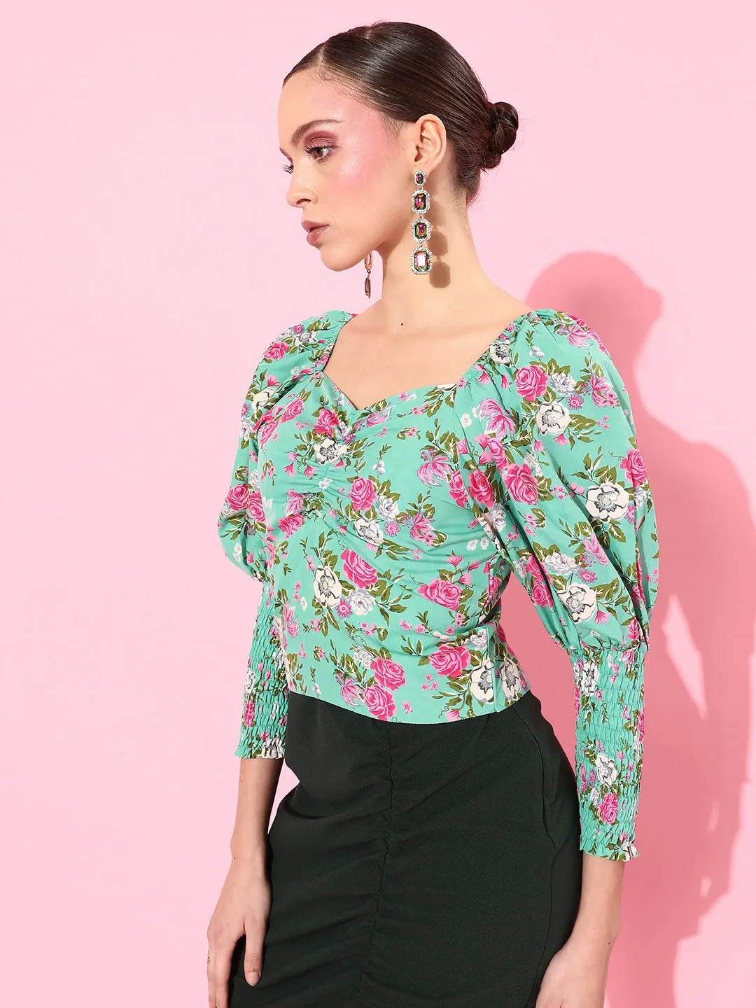 Style Quotient Women Green & Pink Floral Print Sweetheart Neck Crop Top