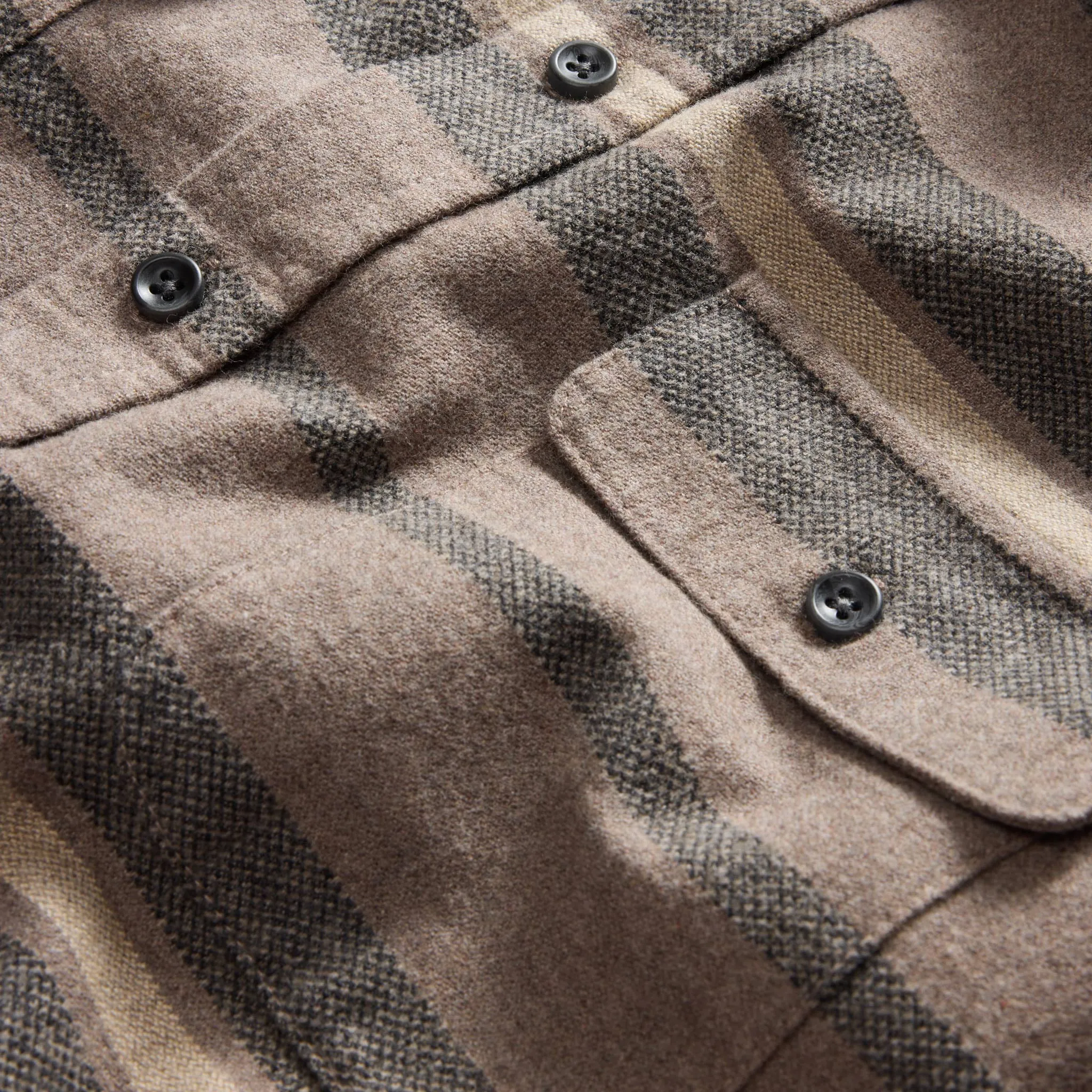 The Yosemite Shirt in Graystone Heather Stripe